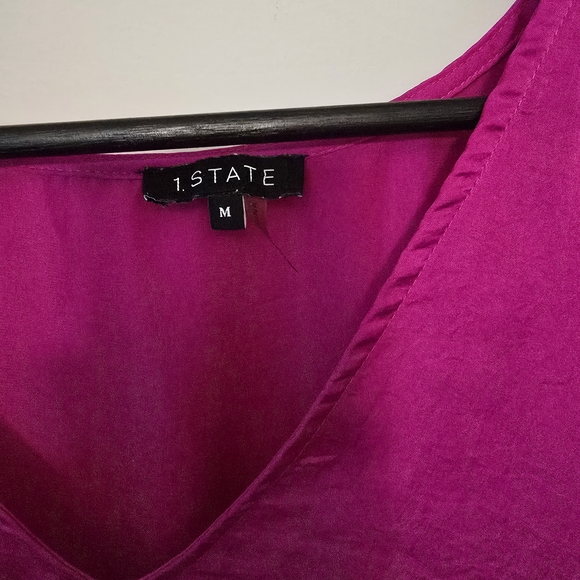 1. State Magenta V-Neck Satin Peplum Blouse - Picture 2 of 3